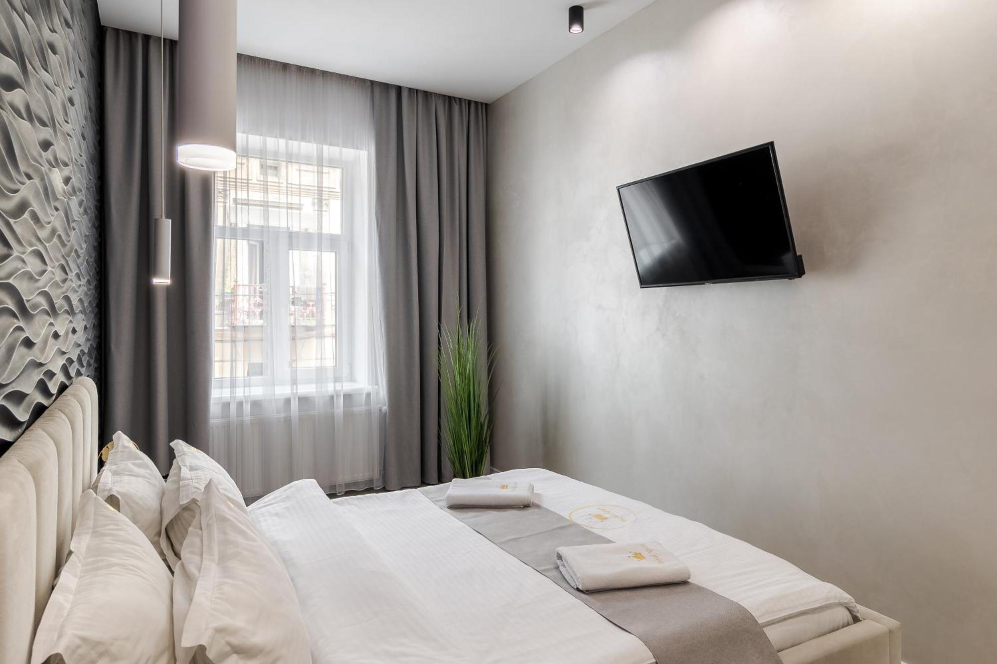 Royal Apartment On Balabana Street Lviv Extérieur photo